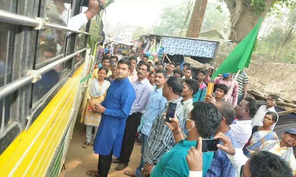 Chintapalli ASP Vidhya Sagar Naidu inaugurating the first bus service at Korukonda, Chintapalli mandal in Visakhapatnam