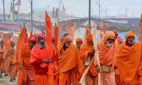 Seers up in arms over I-T notices, write to Sitharaman