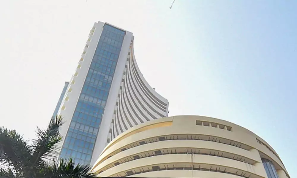 Nifty faces key resistance in 18,100-18,150