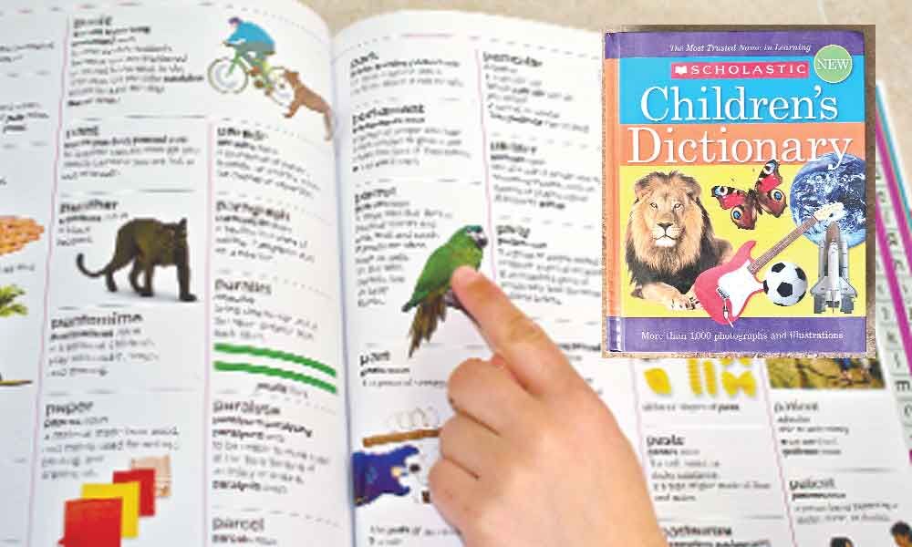 Vijayawada Government to include dictionaries in student kits