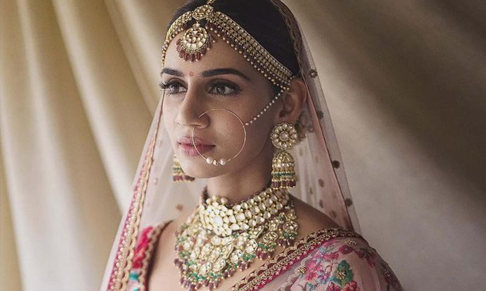 34 Impressive Jewellery Ideas to pair with your Pink Bridal Lehenga | Pink bridal  lehenga, Bridal jewellery design, Pink bridal
