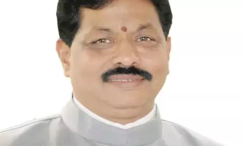 Former Union minister Dilip Gandhi dies at 69