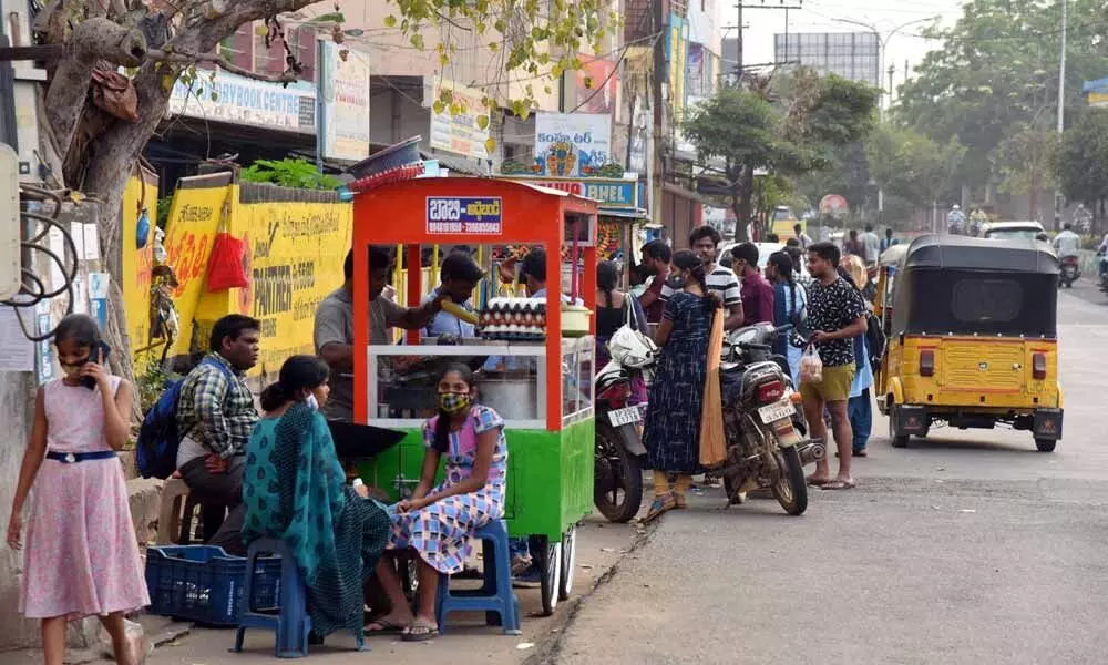 A mobile tiffin centre at Hitec bus stand in Rajamahendravaram