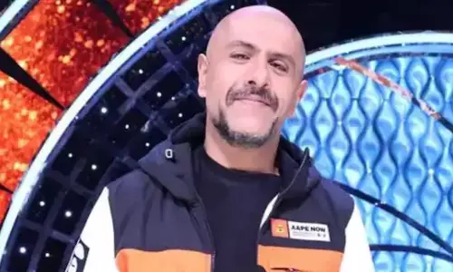 Vishal Dadlani selects photo for his funeral, netizens upset