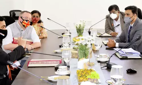 UK Minister lauds major thrust to minority girls