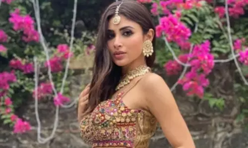 Mouni Roy