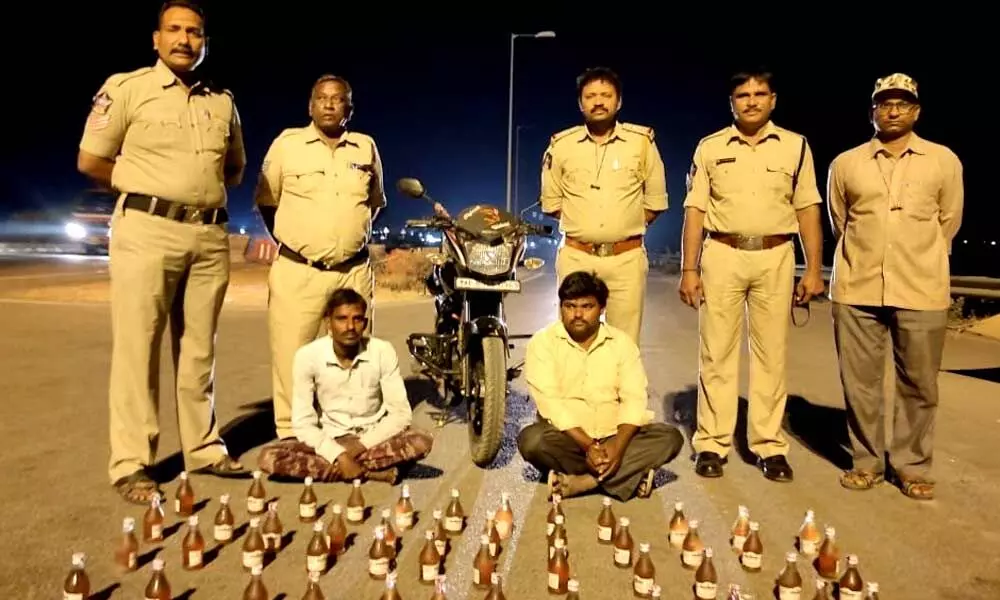 SEB cops seize 1102 NDPL bottles, 17 kilograms of ganga - arrests 39 persons