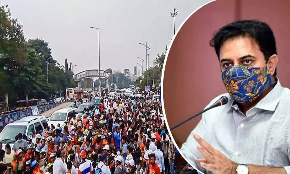 Vizag Steel plant privatisation: KTR likely to take part in ongoing protests in AP