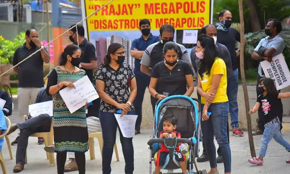 Residents protest against Prajay Megapolis builder