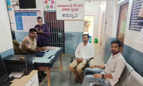 Youth Congress and NSUI leaders under police custody in Nizamabad on Monday
