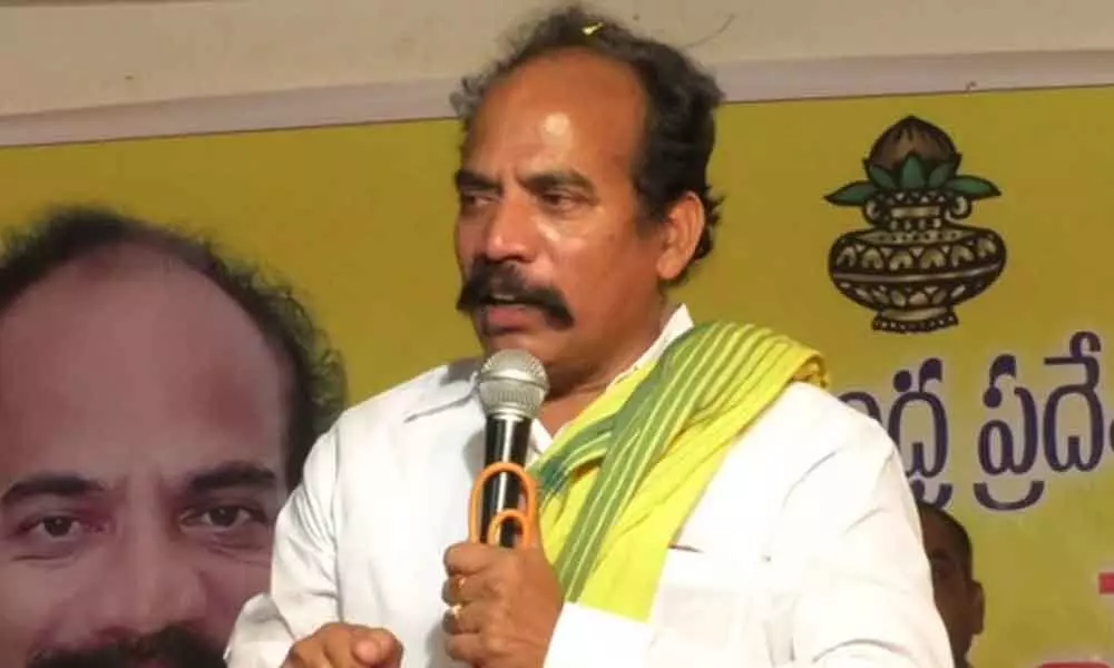 Costly liquor destroys poor families in State: TDP leader KS Jawahar