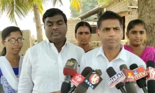 5 independents file nominations on day 1