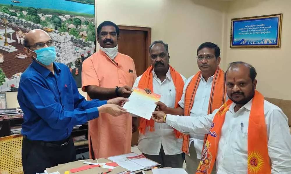 Vishwa Hindu Parishad urges Endowments department to protect Sitharampur temple lands