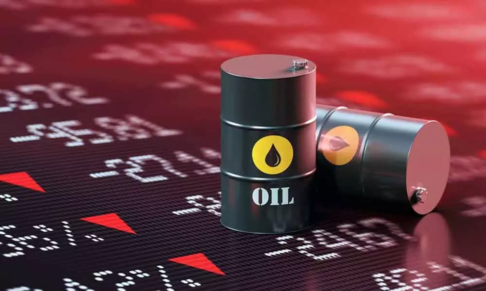 Time govt cut oil prices aligning with global dip