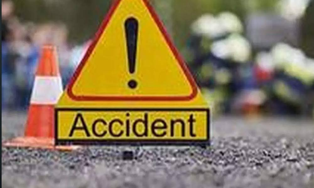 Five dead and several injured in couple of accidents in Kurnool