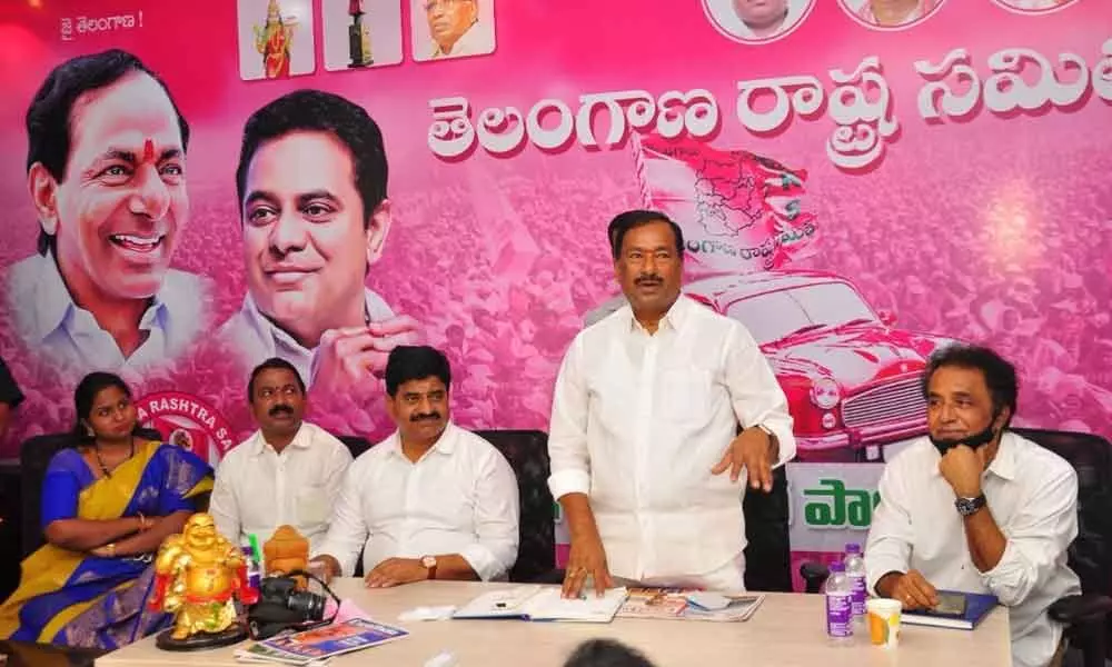 MLA Beti Subhash Reddy addressing a meeting after launching the Excel Real YouTube channel on Tuesday