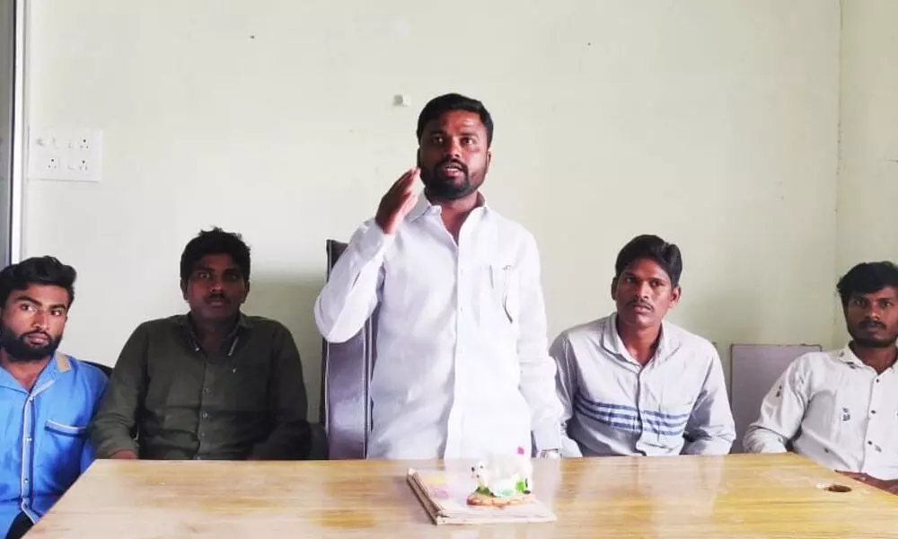 Student union leader Shaik Riyaz speaking to the media in Nandyal on Tuesday