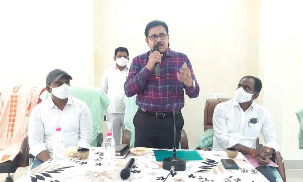 Nagarkurnool District Collector L Sharman Chavan speaking at a municipal councilors’ meeting in Kalwakurthy on Wednesday