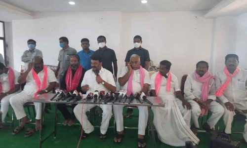 Animal Husbandry Minister Talasani Srinivas Yadav addressing the media at Halia on Thursday. MLA Korukanti Chander also seen