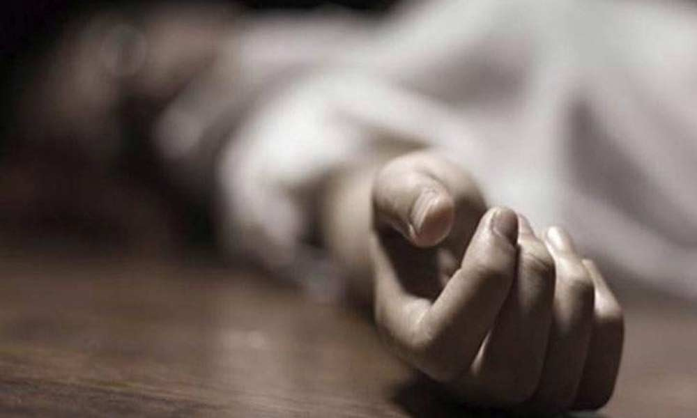 Couple commits suicide in Uttar Pradesh district