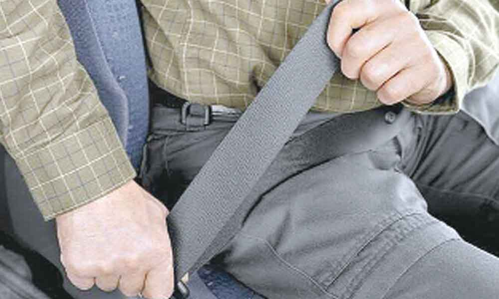 Rear seat occupants must wear seat belt, advise doctors