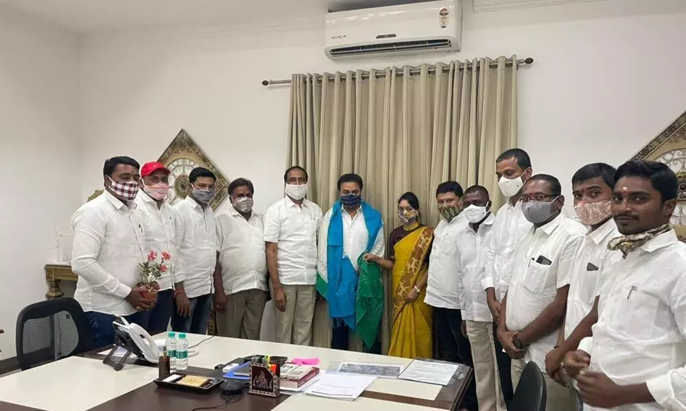 Elected representatives from Jagtial calling on the IT Minister at Pragathi Bhavan in Hyderabad on Saturday
