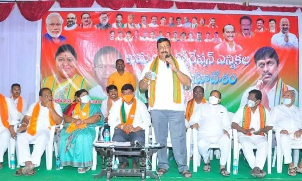 Former MLC, BJP national co incharge Tamil Nadu State Dr Ponguleti Sudhakar Reddy speaking at municipal elections coordination meeting at Khammam on Saturday