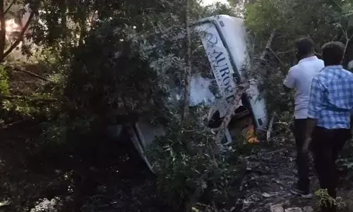 Visakhapatnam: Pharma city bus dived into a canal