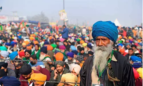 Resume talks with protesting farmers, Haryana Minister Anil Vij urges Tomar