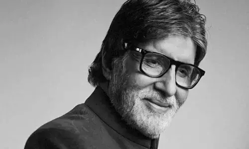 Big B gets nostalgic as ‘Chupke Chupke’ clocks 46 years