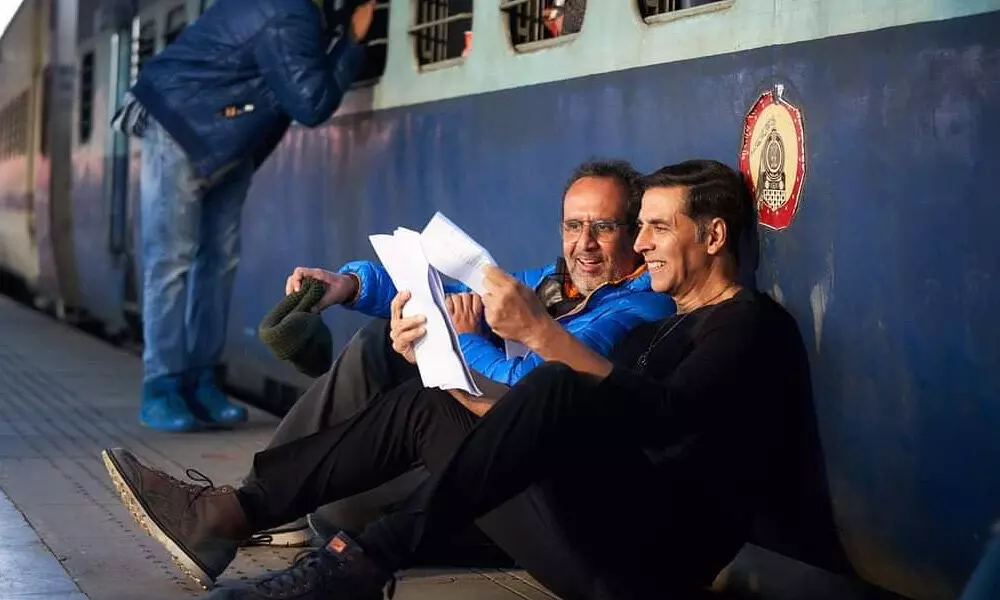 Akshay Kumar Shares A New Pic With Director Anand L Rai