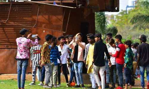 Covid-19 SOPs not followed despite surge