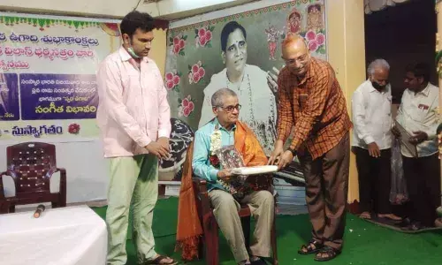 Susil Kumar Misro being felicitated by Kowtha Venkta Subbarao