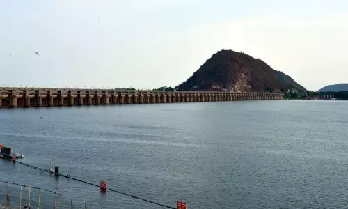 A view of Krishna river  in Vijayawada Thursday	 Photo: Ch Venkata Mastan