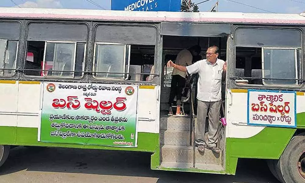 Nirmal Bus Depot Manager Helps The Passengers By Turning The Bus Into A Shelter For Resting