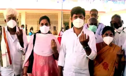 Tirupati bypoll: Gurumoorthy, Panabaka Lakshmi cast their votes
