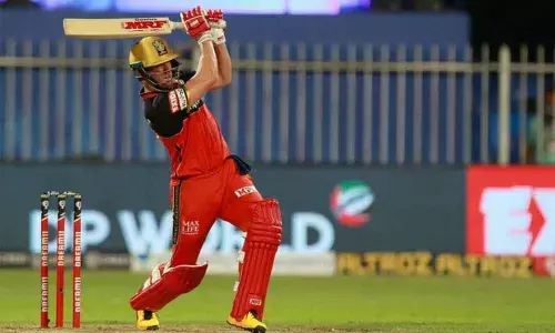 AB de Villiers surpasses Chris Gayle in an Indian Premier League record