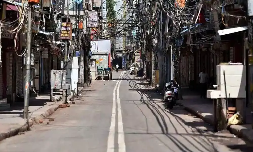 COVID-19: Streets in Mumbai wear deserted look amid Section 144 imposition