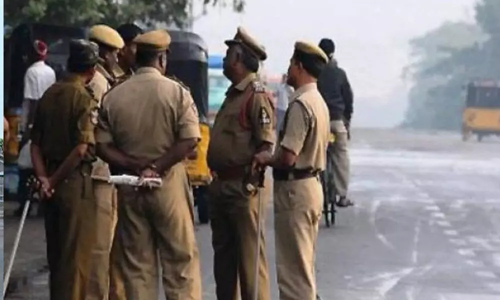 2 policemen die of coronavirus in Hyderabad