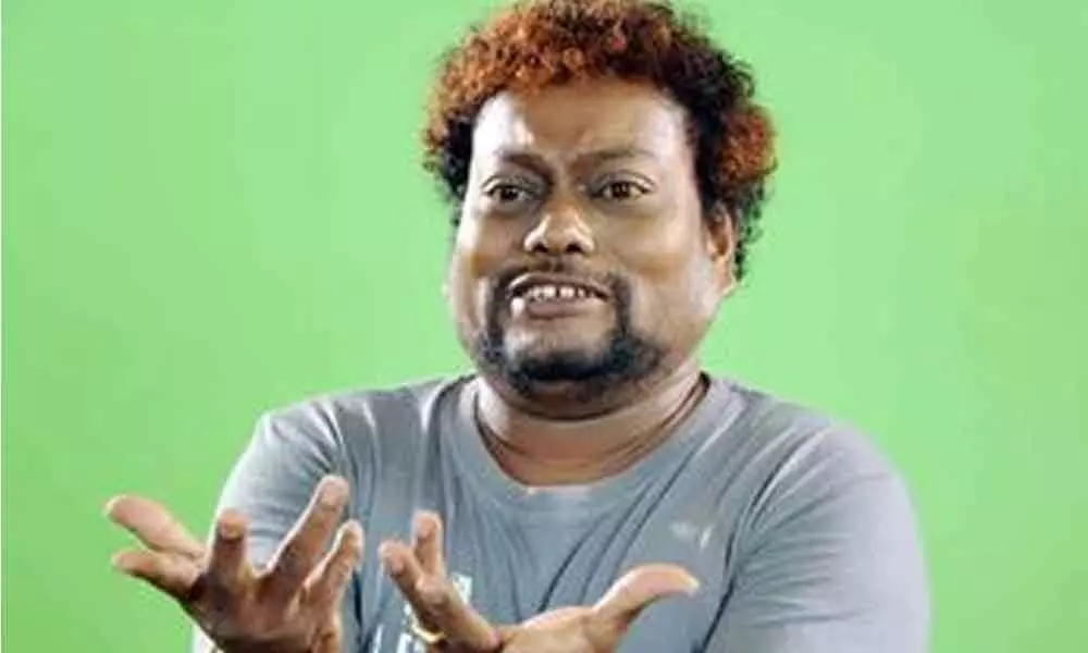 Kannada music director Sadhu Kokila breaks down while explaining his ordeal to get an oxygen cylinder