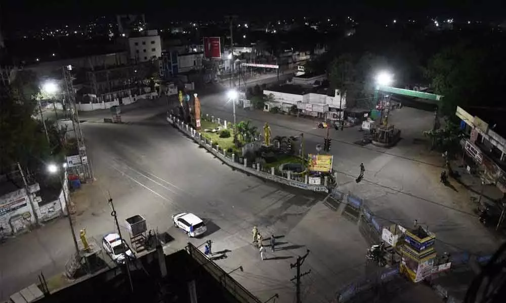 Night curfew stops city in its tracks