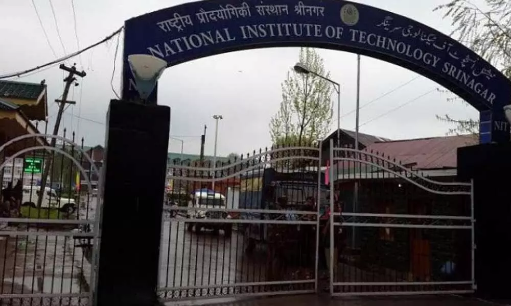 NIT Srinagar closed, students asked to vacate hostels