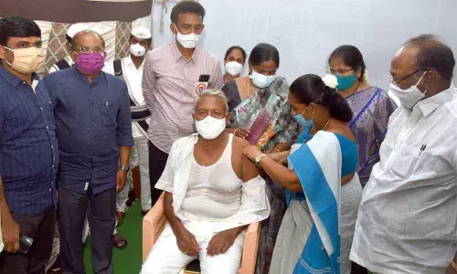 Krishna district Collector Md Imtiaz, Joint collector L Siva Sankar, APNGOs Association Western Krishna president A Vidya Sagar and others at the Covid inauguration centre in Vijayawada