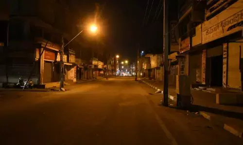 Weekend curfew comes into force