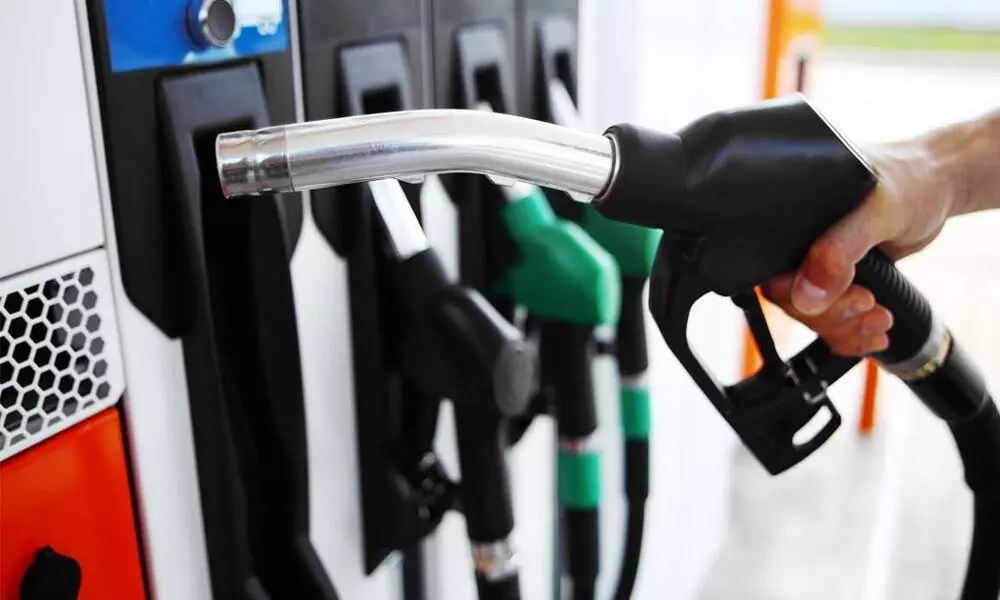 Petrol, diesel prices today surges in Hyderabad, Delhi, Chennai, Mumbai surges on 26 May 2021