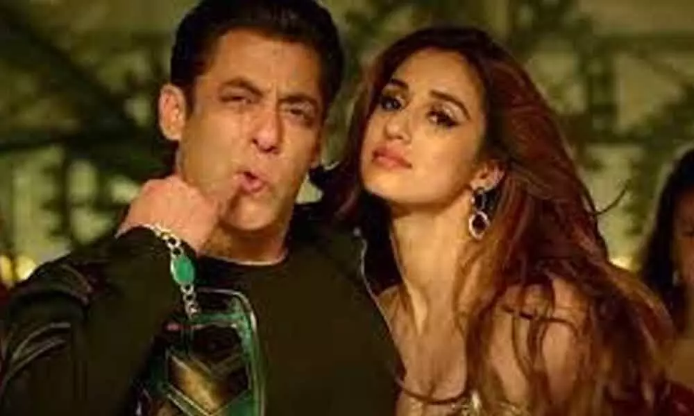 ‘Seeti maar’ song of ‘Radhe’ out, Salman praises original Allu Arjun track