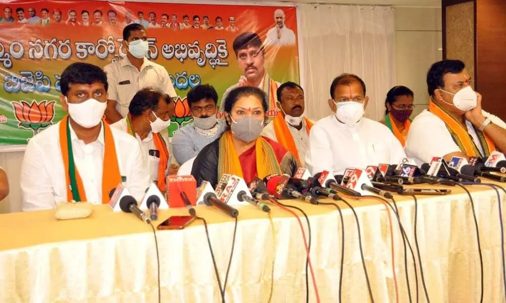 BJP national general Secretary D Purandeswari addressing the media on Monday in Khammam