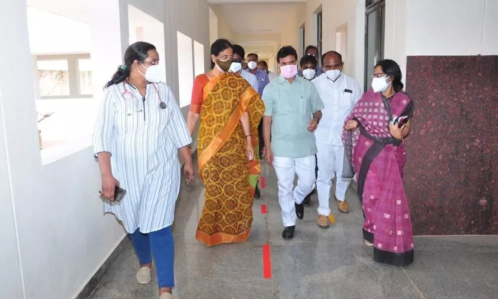 Education Minister Sabitha Indra Reddy along with Vikarabad District Collector Pausami Basu and others visiting the 100-bed newly-constructed hospital in the district on Tuesday