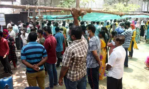 Fear of infection driving people make beeline at Covid test centres