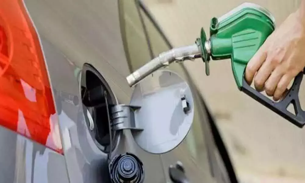 Petrol, diesel prices today in Hyderabad, Delhi, Chennai, Mumbai surges on 25 May 2021